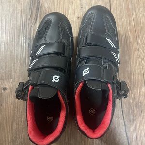 Peloton clip in biking shoes